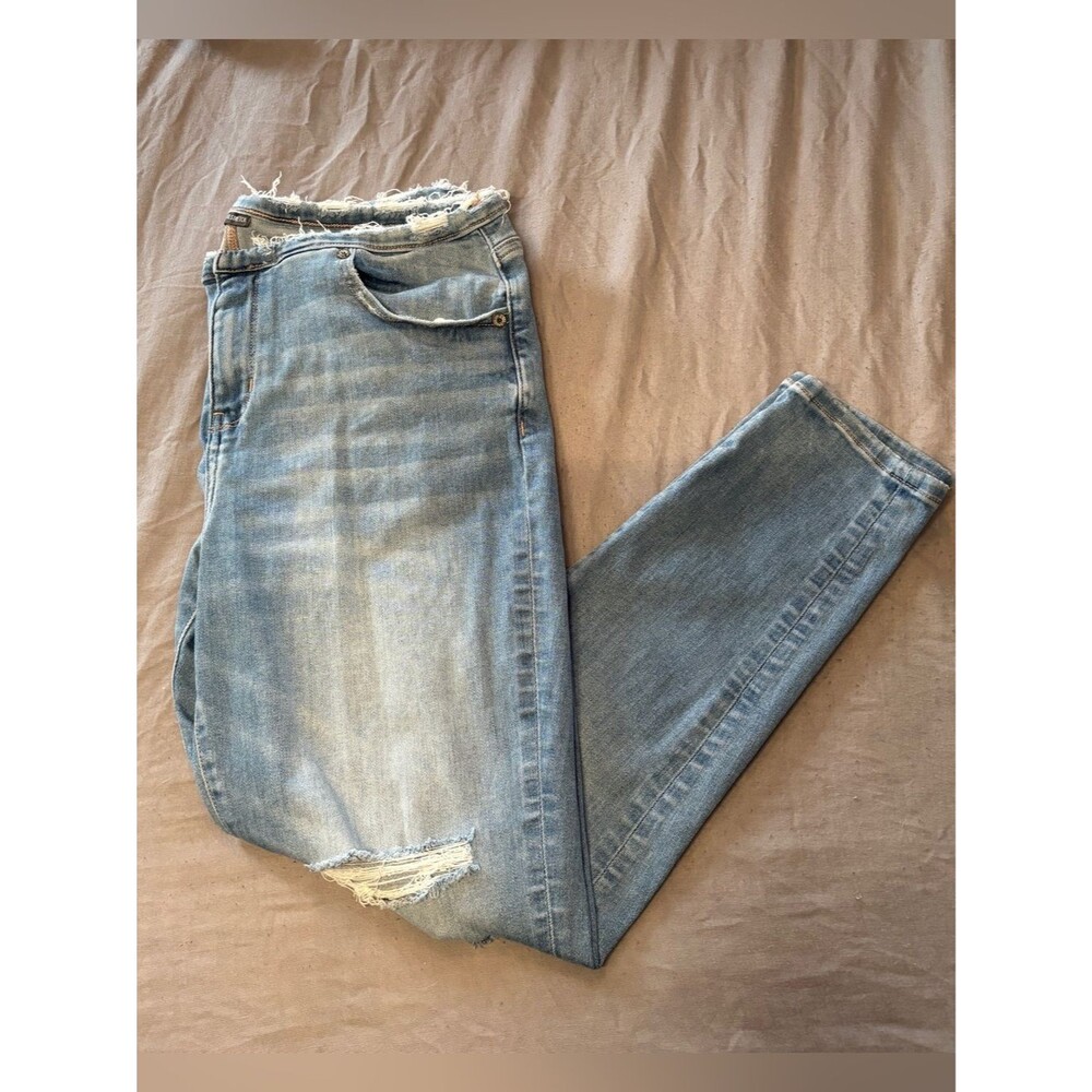 American Eagle Distressed Light Wash Stretch Skinny Jeans Ripped Frayed Waist